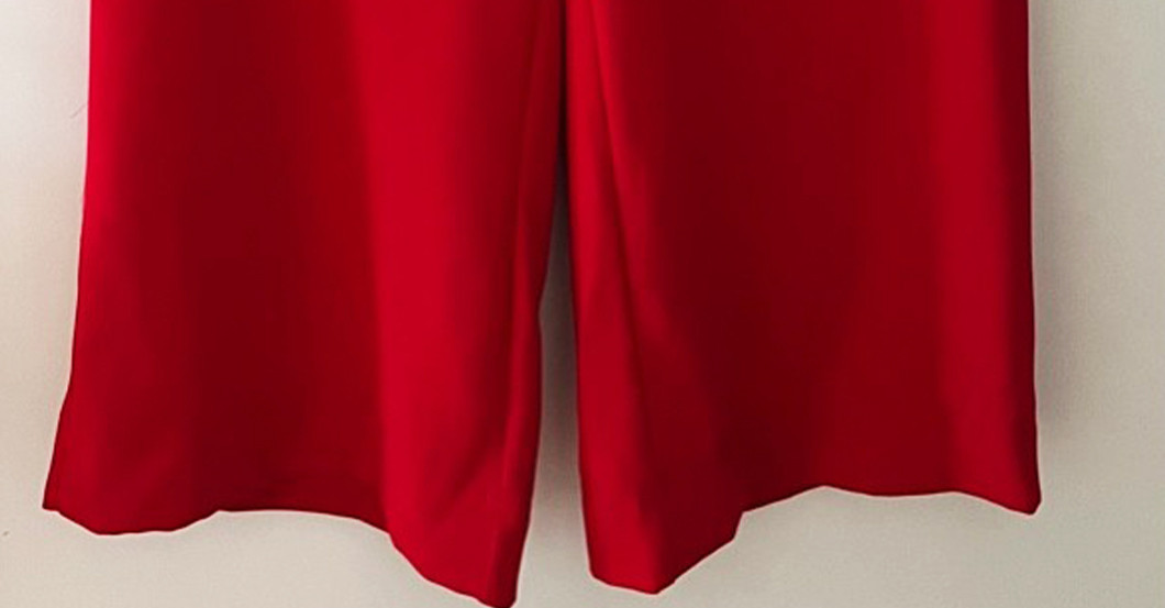  Verräter Outfit rot 