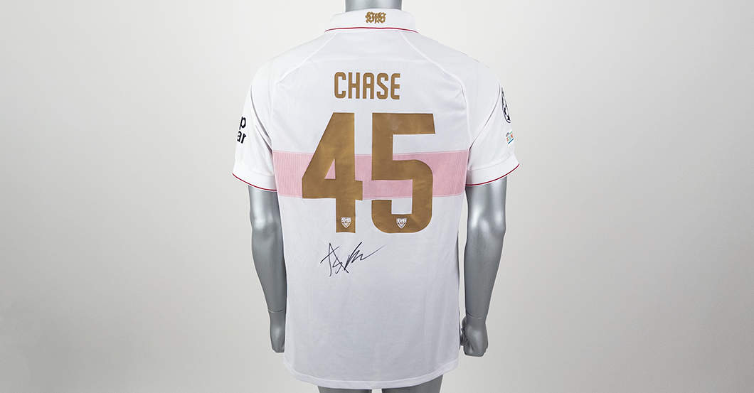 VfB-Atalanta Chase   VfB-Atalanta Chase