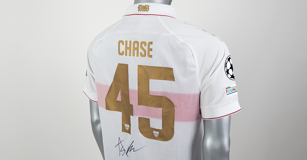 VfB-Atalanta Chase   VfB-Atalanta Chase