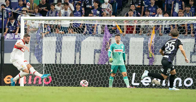  VfB-Hiroshima Bredlow 