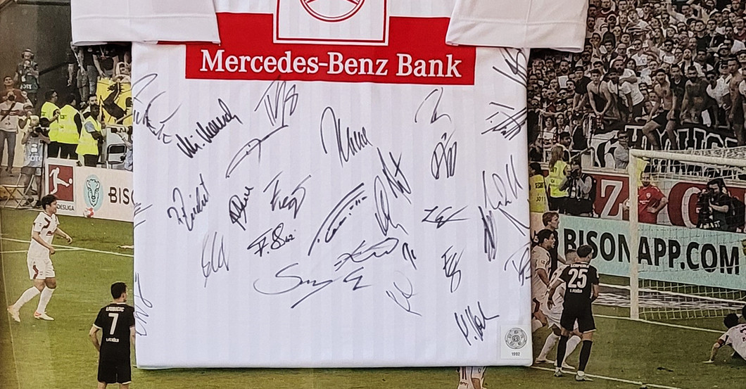  VfB Sondertrikot-Rahmen  