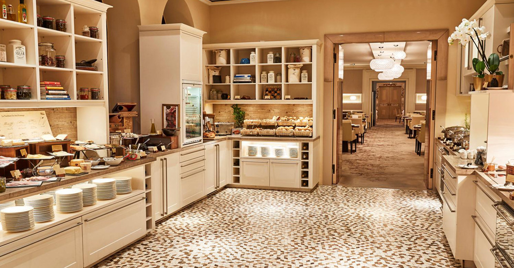 Vier Jahreszeiten München   Vier Jahreszeiten München