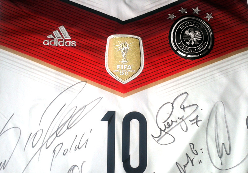 Weltmeister-Trikot   Weltmeister-Trikot