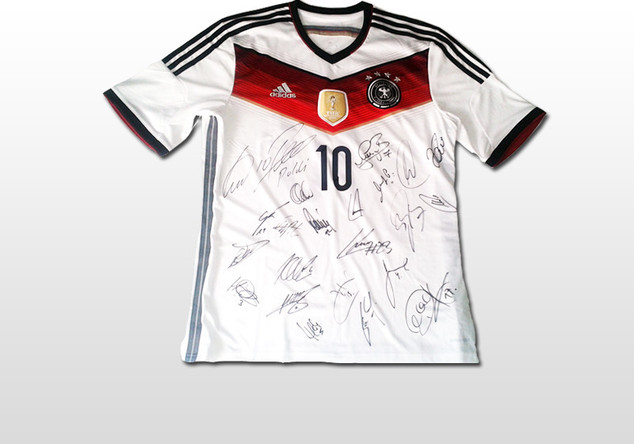 Weltmeister-Trikot   Weltmeister-Trikot