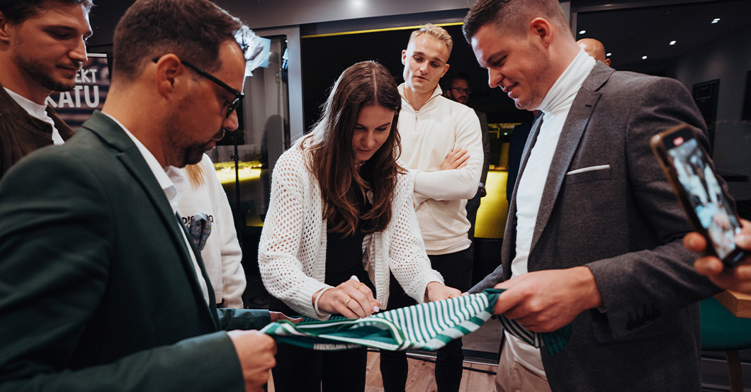Werder  signiertes Trikot   Werder  signiertes Trikot