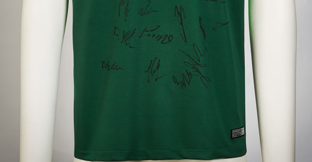 Werder Trikot signiert   Werder Trikot signiert