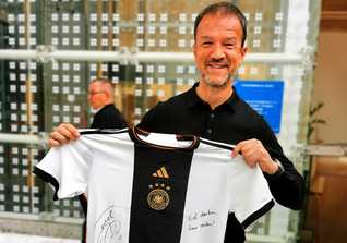  WH Fredi Bobic DFB-Trikot 