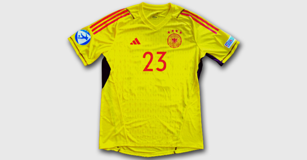 WH Früchtl DFB-Trikot   WH Früchtl DFB-Trikot