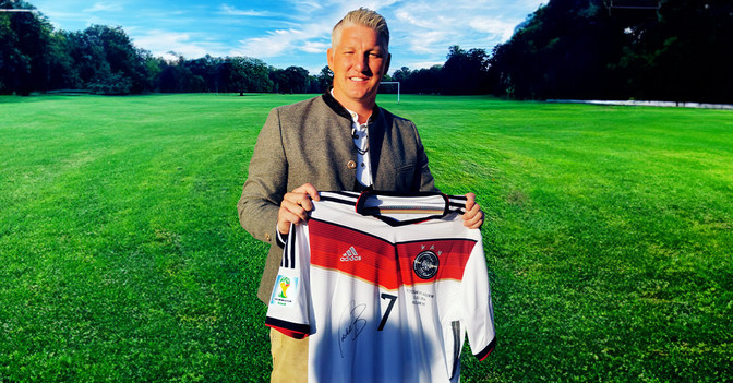  WH Schweinsteiger Trikot 