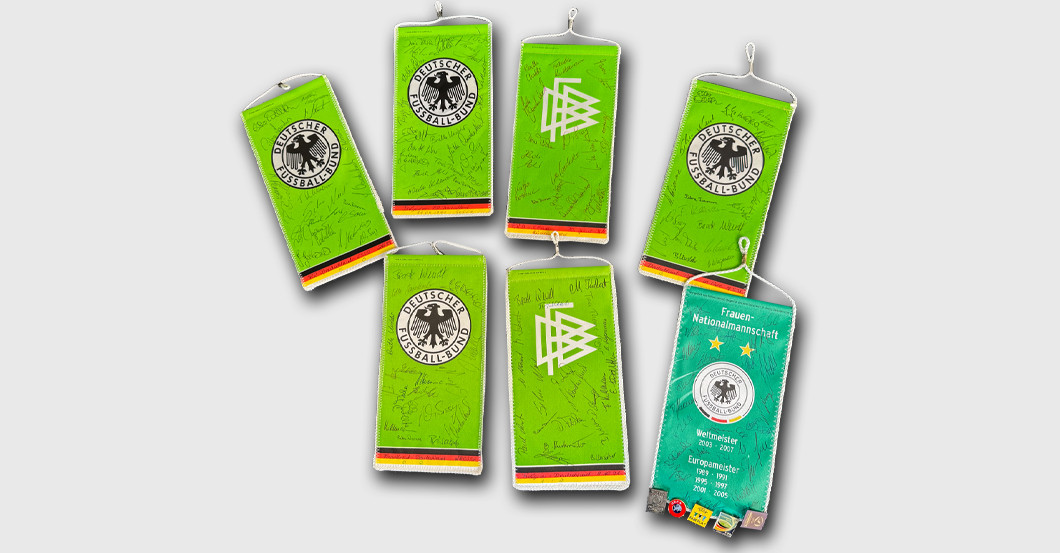 Wimpel und Poster   Wimpel und Poster