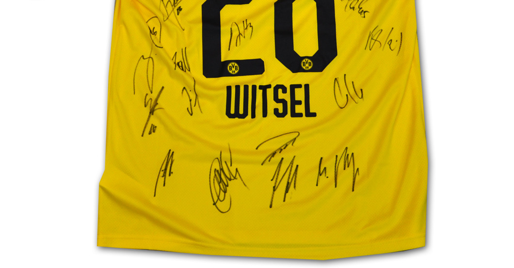 Witsel teamsigniert   Witsel teamsigniert