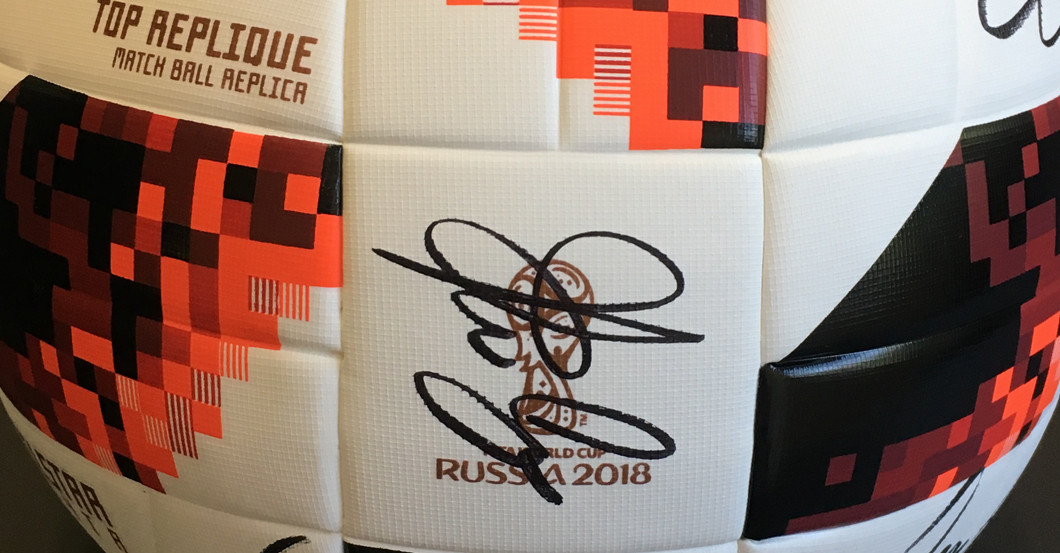  WM 2018 Ball signiert 3 