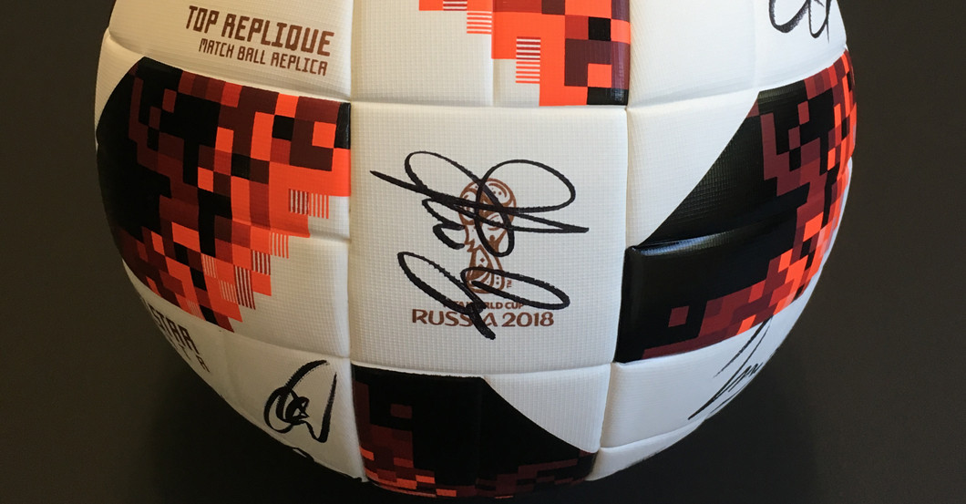  WM 2018 Ball signiert 3 