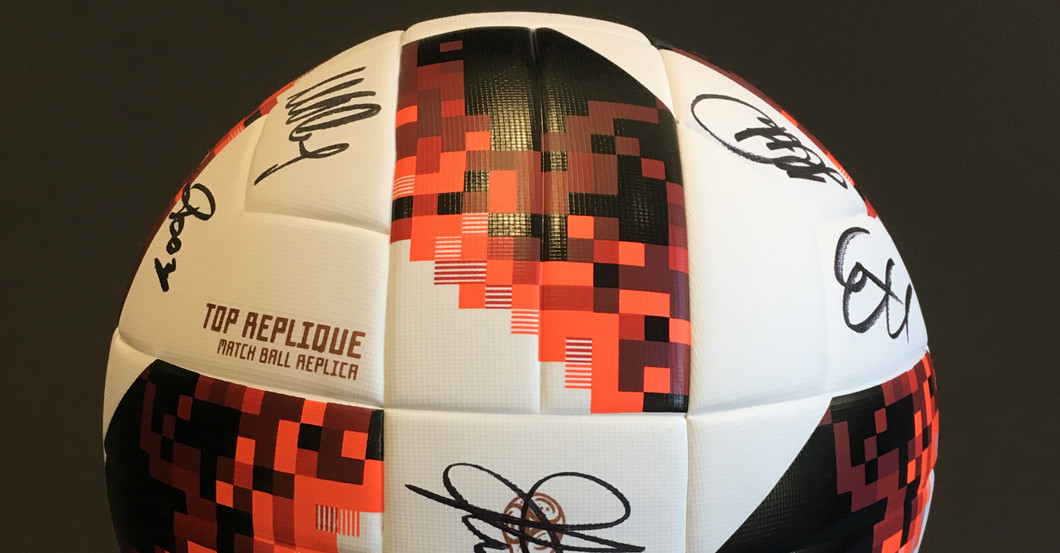  WM 2018 Ball signiert 3 