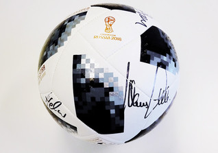  WM Ball signiert 