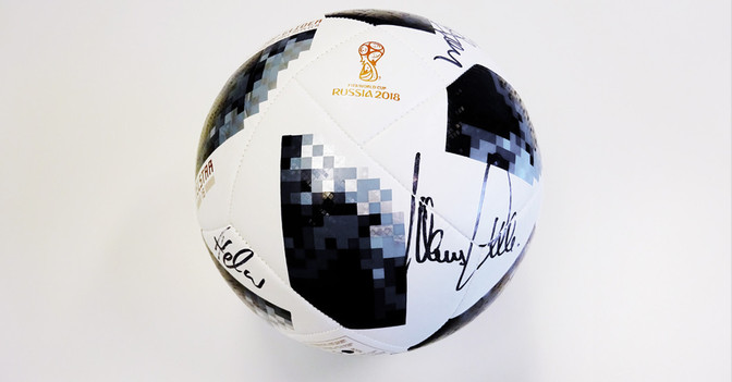 WM Ball signiert   WM Ball signiert