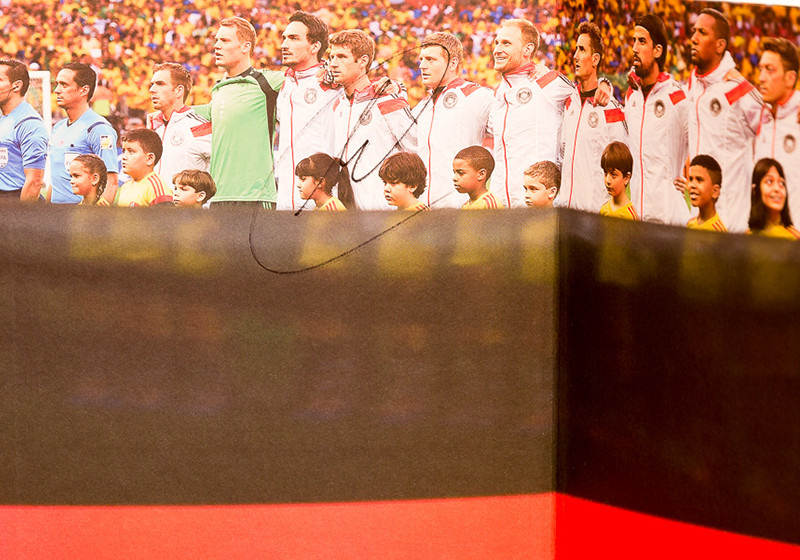 WM Chronik signiert   WM Chronik signiert