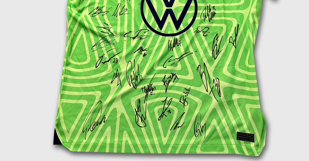 Wolfsburg Trikot Team    Wolfsburg Trikot Team