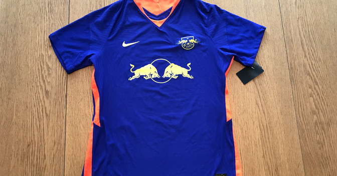  Yussuf Poulsen Outfit 