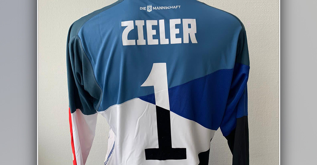 Zieler Customised Trikot   Zieler Customised Trikot