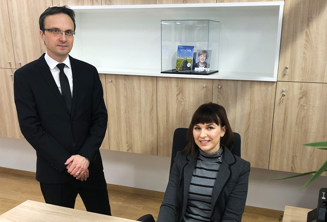 Angela Merkel as a role model in a Slovene office