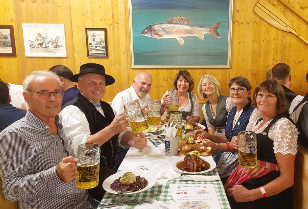 Oktoberfest-Erlebnis: Wiesn-Gaudi für den guten Zweck Oktoberfest-Erlebnis: Wiesn-Gaudi für den guten Zweck