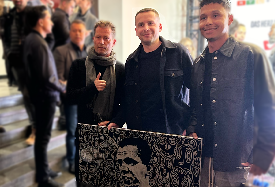 Til Schweiger bei seiner Filmpremiere getroffen! Til Schweiger bei seiner Filmpremiere getroffen!