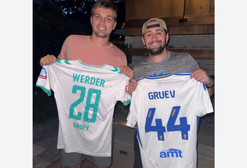 Unsere Auktionen gehen um die ganze Welt! Unsere Auktionen gehen um die ganze Welt!