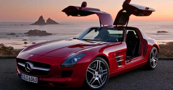  Mercedes-Benz SLS AMG 