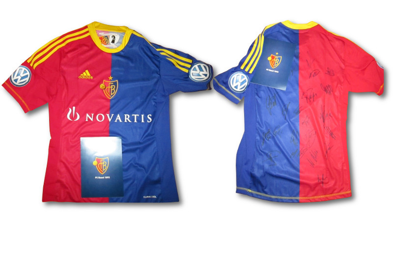 FC Basel-Trikot mit Spielerautogrammen