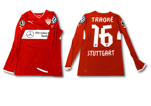 Matchvorbereitetes Trikot von Traore