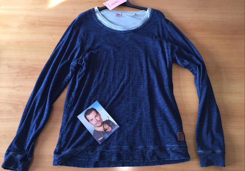  Shirt von Leon Moreno 