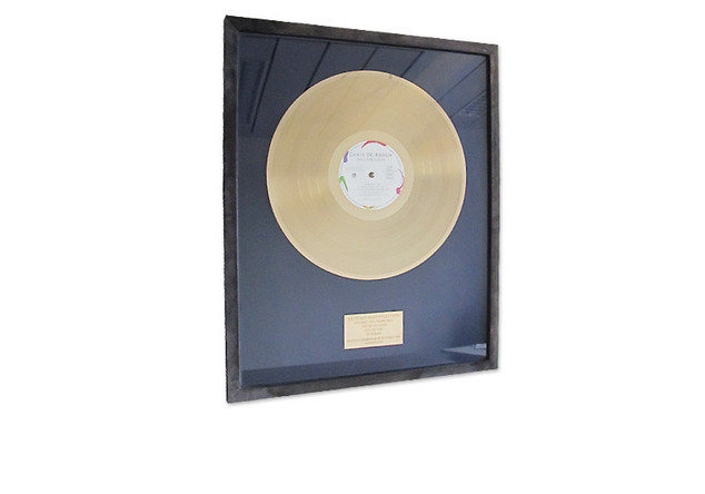  Gold Award Chris de Burgh 