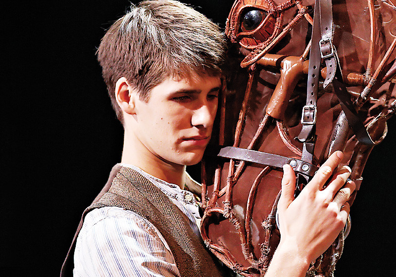  WAR HORSE Backstage 