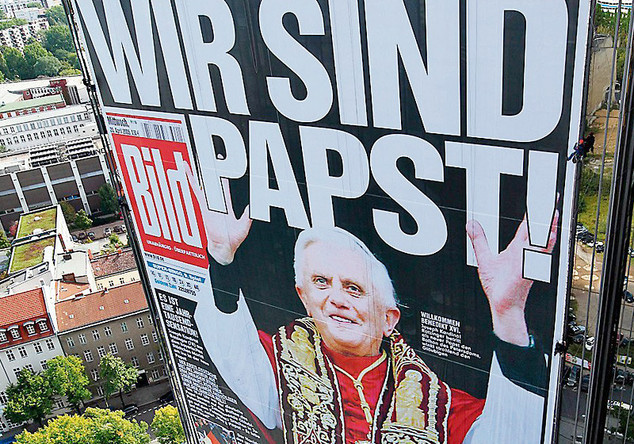 XXL-Papstplakat 