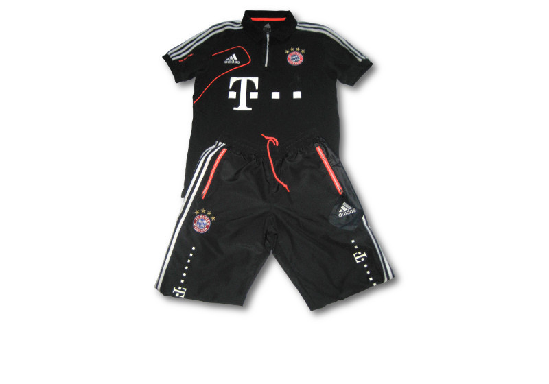 FCB-Trainingshose + Shirt 