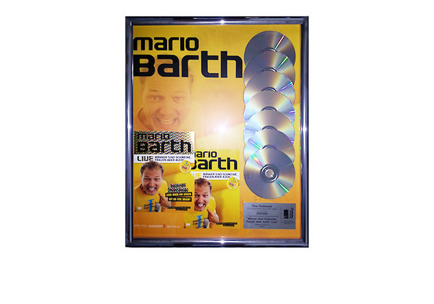 Vom besten Comedian: Platin-Award von Mario Barth