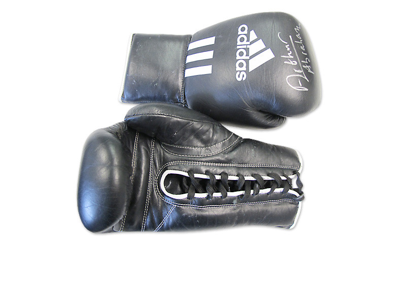  Handschuhe von Abraham 