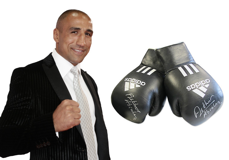 Getragene Boxhandschuhe des Profis