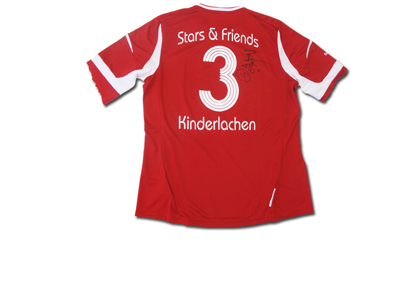  Benefiz-Trikot von Elton 