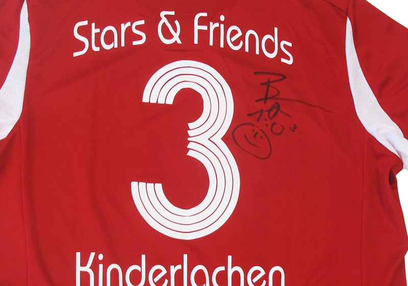  Benefiz-Trikot von Elton 