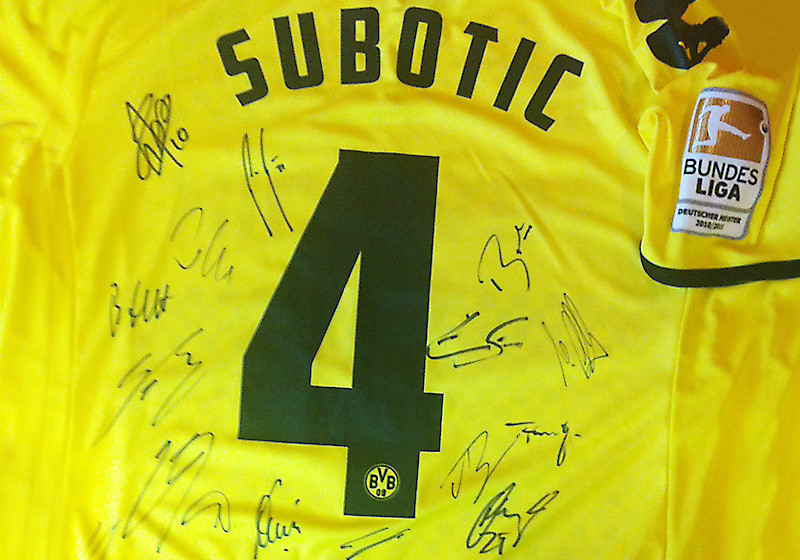 BVB-Trikot Subotic 