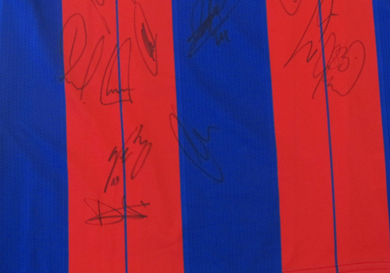  FC Bayern Trikot signiert 