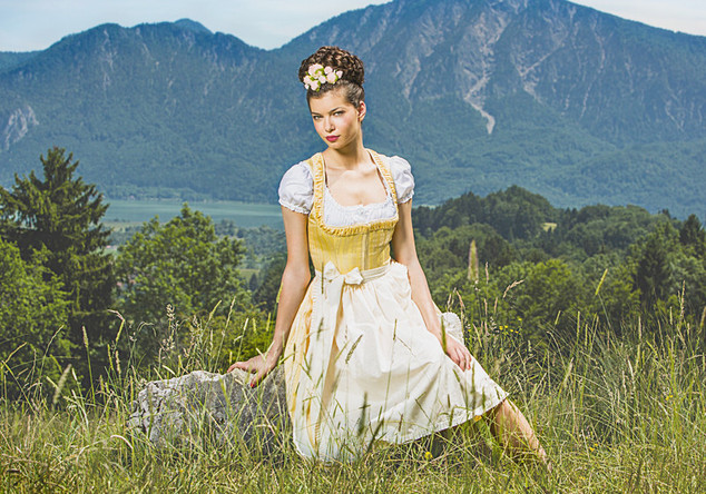  Dirndl von Julia Trentini 