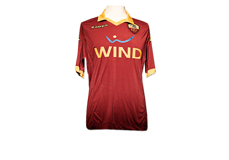 Francesco Tottis handsigniertes Trikot des AS Rom