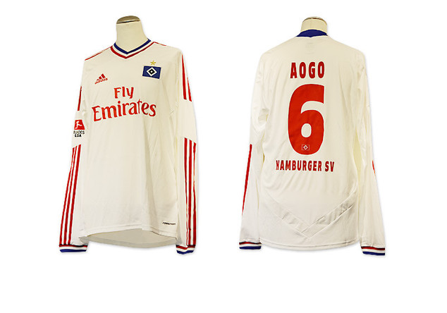 HSV-Trikot aus der Saison 2012/2013 von Aogo