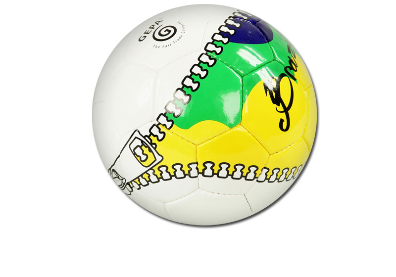  Fußball von Angela Merkel 