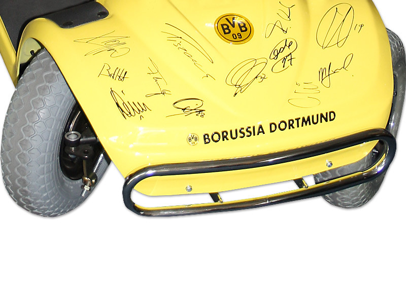 Unterschriften der Meisterelf von 2011