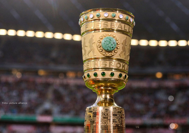  Drei Pokalfinal-Tickets 