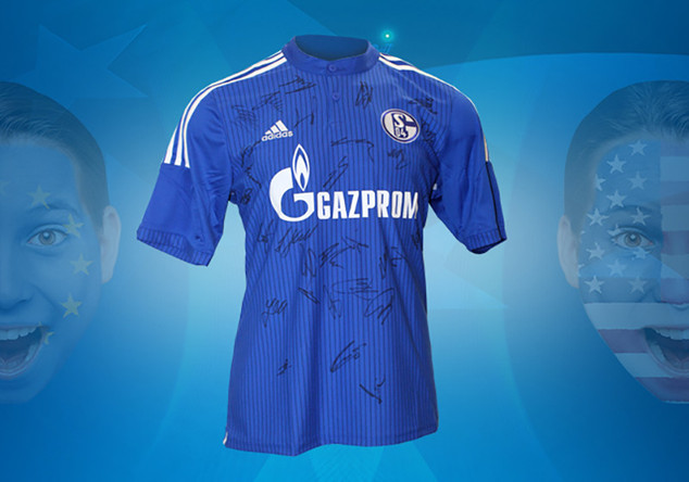  Schalke-Trikot signiert 